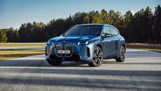 BMW ix 2025